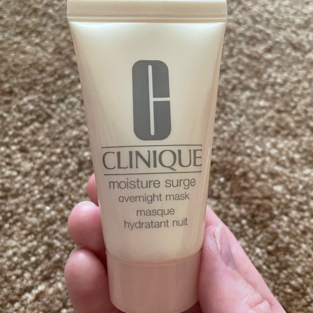 NWOT Clinique Moisture Surge Overnight Mask 1oz.